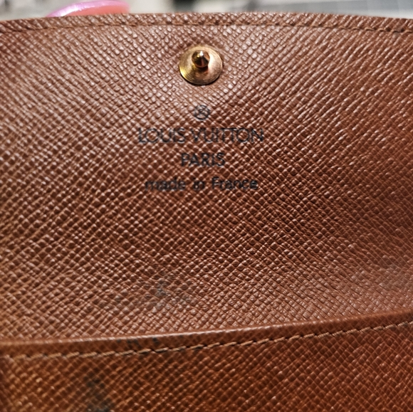 Louis Vuitton Vintage Monogram 4-key Wallet - Picture 8 of 10